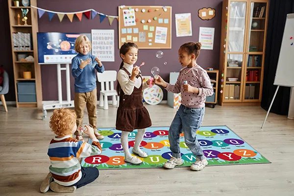 Spielteppich „ABC-Raupe“ – Bild 2